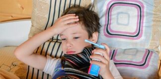 Vinculan los receptores de las células inmunitarias con el asma y la enfermedad pulmonar inflamatoria Niño con asma