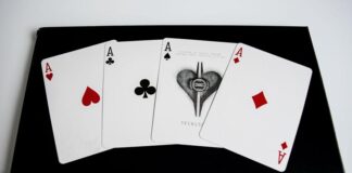 Desenmascarando mitos comunes sobre la estrategia de Blackjack en línea Blackjack en Línea