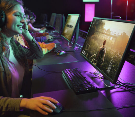 La mujer se hace un hueco en el videojuego: la presencia femenina en el mundo del videojuego alcanza casi el 50% de jugadoras y el 25% de creadoras presencia femenina en el mundo del videojuego