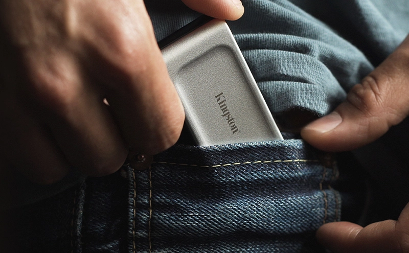 Kingston XS2000 kingston