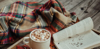 Los mejores festivales en Madrid y Barcelona hasta final de año Diez lecturas perfectas para el otoño, reportaje. Fotografía de Alisa Anton.