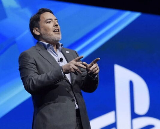 Shawn Layden arremete contra los juegos como servicio: “No son realmente videojuegos” Shawn layden