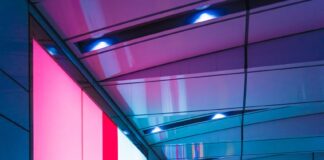 Innovación que cautiva : cómo los juegos interactivos en pared transforman la experiencia del cliente