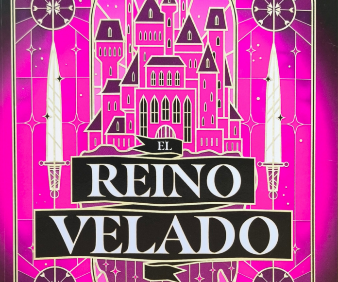 Portada de "El reino velado" de Holly Renee, editada por Pámies. | Fuente: Fantasymundo.