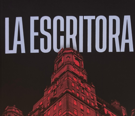 «La escritora»: víctima o verdugo Portada de "La escritora de J.D. Barker y James Paterson. Editada por RBA |Fuente: Fantasymundo.com