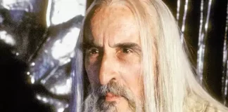 Christopher Lee compartió una cerveza con Tolkien saruman el señor de los anillos